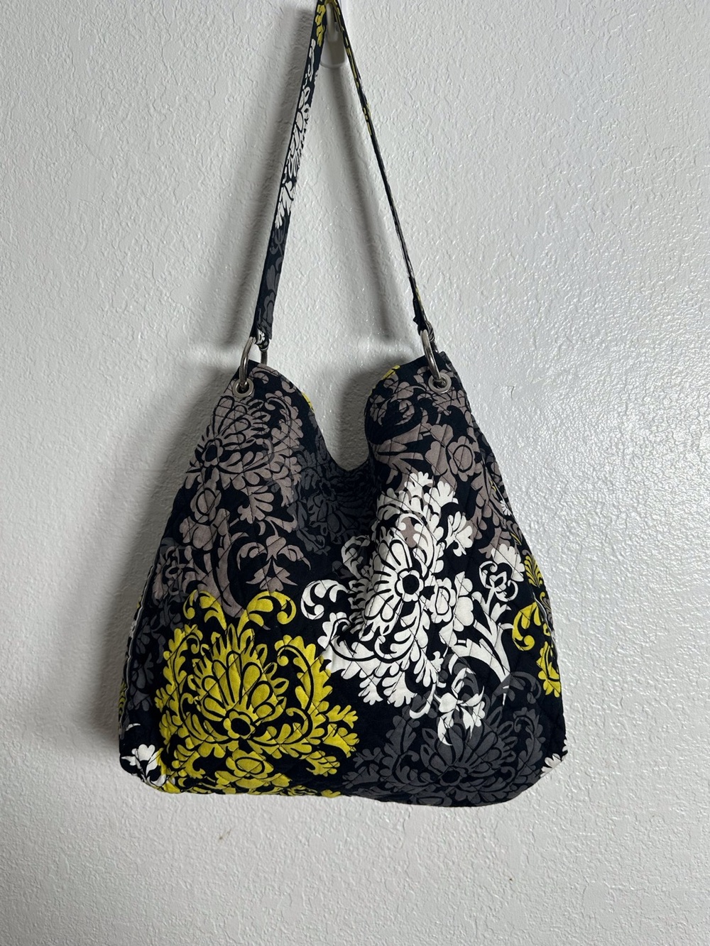 Vera Bradley Retired Baroque Pattern Shoulder Bag - Picture 2 of 15